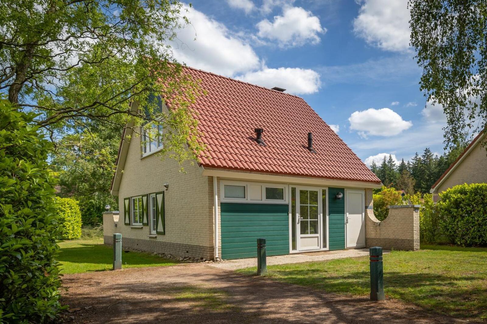 Bungalow - 6 Personen Gelegen In De Nabije Omgeving Van Avonturenpark Hellendoorn En De Prachtige Sallandse Heuvelrug En Eelerberg Экстерьер фото